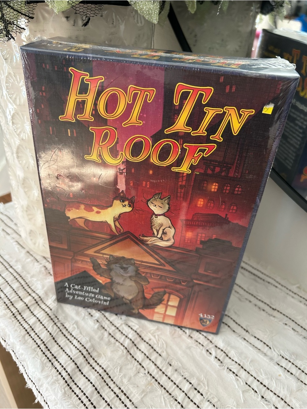 ⭐️ NEW Hot Tin Roof Board Game Cat Themed Family Game Night